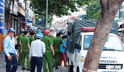 Thực nghiệm hiện trường vụ cháy chi nhánh Ngân hàng Eximbank ở Gò Vấp - Ảnh 5. Thực nghiệm hiện trường vụ cháy chi nhánh Ngân hàng Eximbank ở Gò Vấp - Ảnh 5.