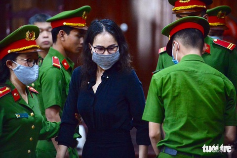 Xét xử ông Nguyễn Thành Tài: Đề nghị hủy quyết định giao, cho thuê khu đất vàng Lê Duẩn - Ảnh 8. Xét xử ông Nguyễn Thành Tài: Đề nghị hủy quyết định giao, cho thuê khu đất vàng Lê Duẩn - Ảnh 8.