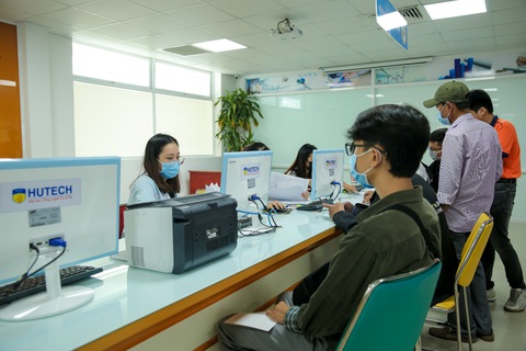 Trúng tuyển học bạ, nhập học hay đợi kết quả xét tuyển nguyện vọng? - Ảnh 2. Trúng tuyển học bạ, nhập học hay đợi kết quả xét tuyển nguyện vọng? - Ảnh 2.