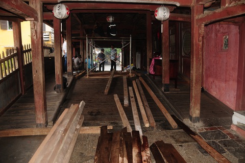 Chùa Cầu Hội An có nguy cơ đổ sập với bão số 5 - Ảnh 2. Chùa Cầu Hội An có nguy cơ đổ sập với bão số 5 - Ảnh 2.
