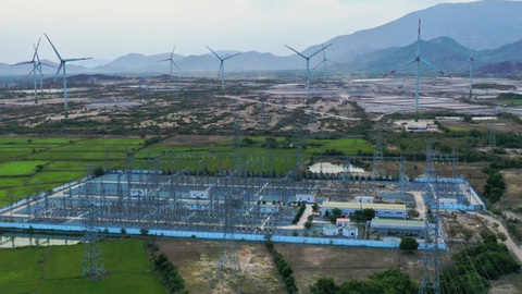 An ninh năng lượng đang phụ thuộc lớn nhất vào nhiệt điện than - Ảnh 1. An ninh năng lượng đang phụ thuộc lớn nhất vào nhiệt điện than - Ảnh 1.