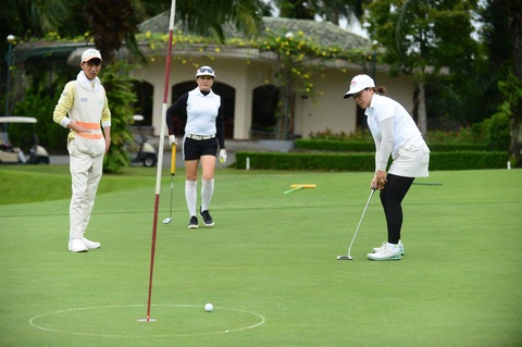 Giải Golf for Start-up 2020: Các golfer vượt qua khó khăn về thời tiết - Ảnh 8. Giải Golf for Start-up 2020: Các golfer vượt qua khó khăn về thời tiết - Ảnh 8.