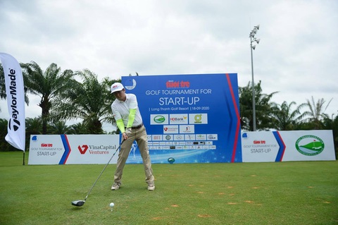Giải Golf for Start-up 2020: Các golfer vượt qua khó khăn về thời tiết - Ảnh 11. Giải Golf for Start-up 2020: Các golfer vượt qua khó khăn về thời tiết - Ảnh 11.