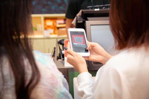 Quét QR tại cửa hàng - cách thức thanh toán một công, đôi tiện ích - Ảnh 2. Quét QR tại cửa hàng - cách thức thanh toán một công, đôi tiện ích - Ảnh 2.