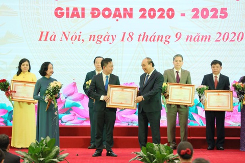 Đại hội Thi đua yêu nước Mặt trận Tổ quốc Việt Nam lần đầu làm trực tuyến - Ảnh 5. Đại hội Thi đua yêu nước Mặt trận Tổ quốc Việt Nam lần đầu làm trực tuyến - Ảnh 5.