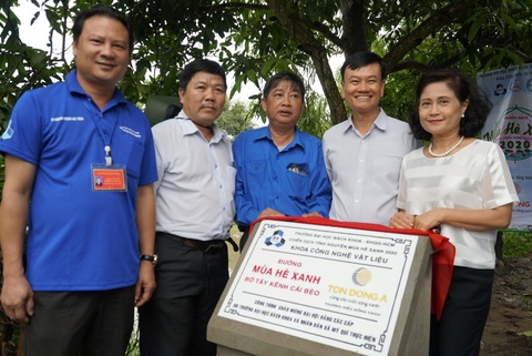 Tôn Đông Á và dấu ấn trên những con đường xanh - Ảnh 7. Tôn Đông Á và dấu ấn trên những con đường xanh - Ảnh 7.