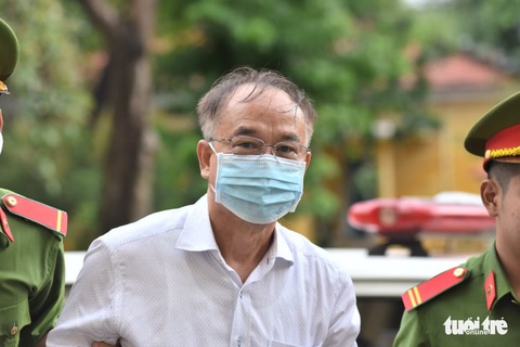 Bị cáo Lê Thị Thanh Thúy: Một phụ nữ như tôi làm sao tác động được cả hệ thống? - Ảnh 3. Bị cáo Lê Thị Thanh Thúy: Một phụ nữ như tôi làm sao tác động được cả hệ thống? - Ảnh 3.