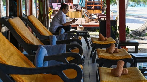Chuyên gia cảnh báo viễn cảnh du lịch chỉ loanh quanh gần nhà - Ảnh 2. Chuyên gia cảnh báo viễn cảnh du lịch chỉ loanh quanh gần nhà - Ảnh 2.