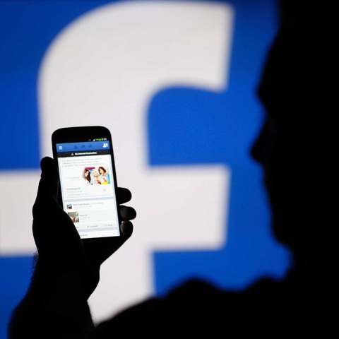 Úc quyết chặn Facebook, Google bóc lột báo chí - Ảnh 1. Úc quyết chặn Facebook, Google bóc lột báo chí - Ảnh 1.