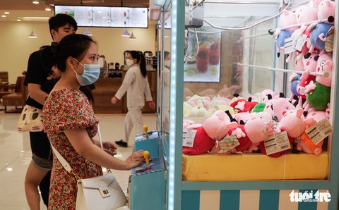 Nắng nóng, các địa điểm vui chơi 2-9 ngoài trời ở Hà Nội thưa người - Ảnh 8. Nắng nóng, các địa điểm vui chơi 2-9 ngoài trời ở Hà Nội thưa người - Ảnh 8.