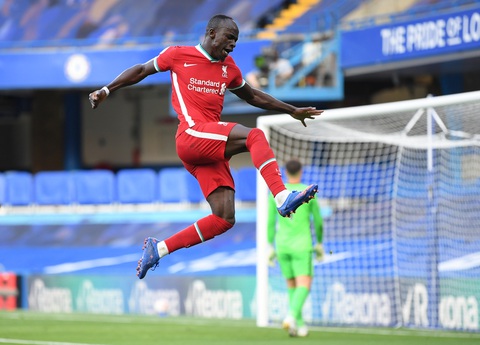 Liverpool thắng dễ 10 người Chelsea - Ảnh 2. Liverpool thắng dễ 10 người Chelsea - Ảnh 2.