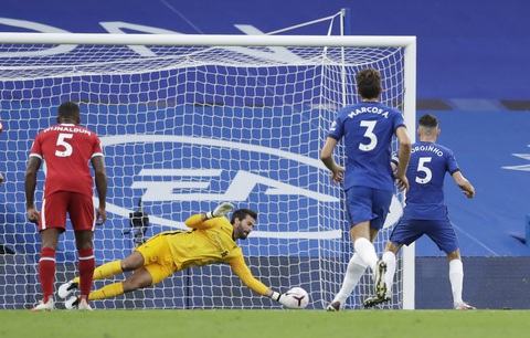 Liverpool thắng dễ 10 người Chelsea - Ảnh 3. Liverpool thắng dễ 10 người Chelsea - Ảnh 3.