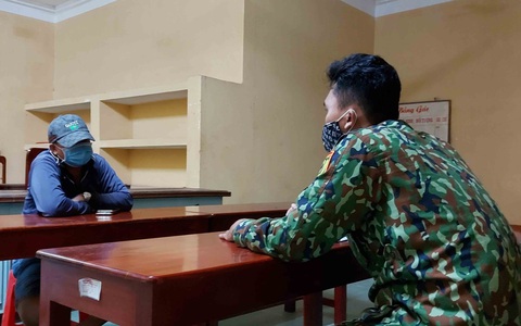 Lính quân hàm xanh ngăn dịch COVID-19 nơi biên ải Tây Nam - Ảnh 4. Lính quân hàm xanh ngăn dịch COVID-19 nơi biên ải Tây Nam - Ảnh 4.