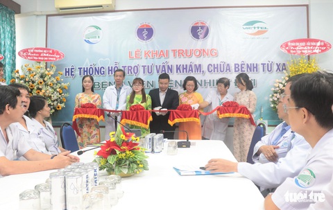 Bệnh viện Bệnh nhiệt đới vận hành trung tâm tư vấn khám bệnh từ xa - Ảnh 2. Bệnh viện Bệnh nhiệt đới vận hành trung tâm tư vấn khám bệnh từ xa - Ảnh 2.