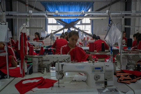 Hạ viện Mỹ thông qua luật cấm nhập khẩu từ Tân Cương - Ảnh 1. Hạ viện Mỹ thông qua luật cấm nhập khẩu từ Tân Cương - Ảnh 1.