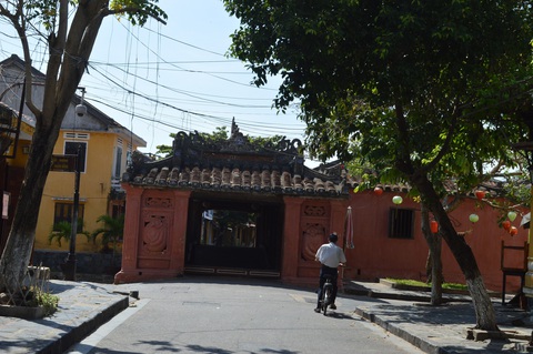 Hội An ngày đầu mở cửa sau 2 tháng khép phố chống dịch - Ảnh 4. Hội An ngày đầu mở cửa sau 2 tháng khép phố chống dịch - Ảnh 4.