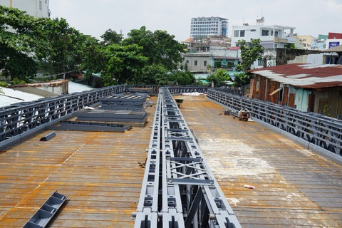 Cầu sắt An Phú Đông không kịp thông xe trong tháng 9-2020 - Ảnh 1. Cầu sắt An Phú Đông không kịp thông xe trong tháng 9-2020 - Ảnh 1.