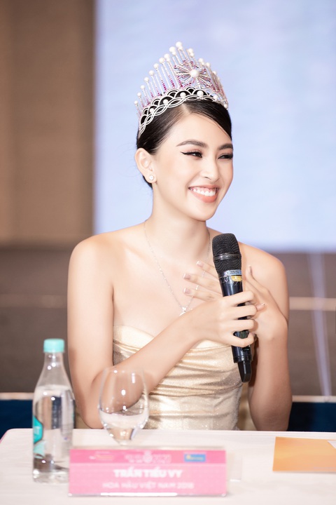 RiTANA bảo trợ sức khỏe, sắc đẹp cho các thí sinh HHVN 2020 - Ảnh 4. RiTANA bảo trợ sức khỏe, sắc đẹp cho các thí sinh HHVN 2020 - Ảnh 4.