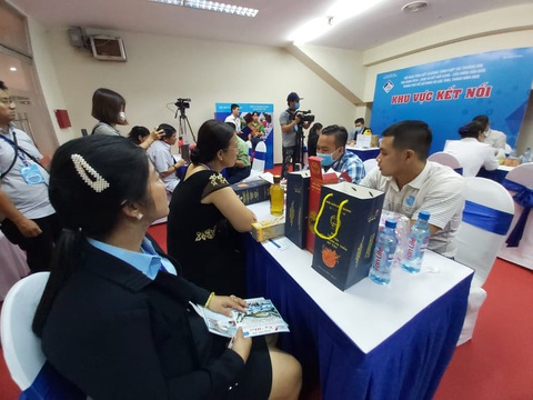 Gần 2.000 mặt hàng đặc sản, nông sản tiếp cận người tiêu dùng TP.HCM - Ảnh 2. Gần 2.000 mặt hàng đặc sản, nông sản tiếp cận người tiêu dùng TP.HCM - Ảnh 2.