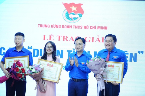 Đồ lót hạnh phúc đoạt giải nhất dự án tình nguyện 2020 - Ảnh 1. Đồ lót hạnh phúc đoạt giải nhất dự án tình nguyện 2020 - Ảnh 1.