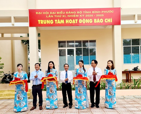 350 đại biểu dự đại hội Đảng bộ Bình Phước từ ngày 1 đến 3-10 - Ảnh 1. 350 đại biểu dự đại hội Đảng bộ Bình Phước từ ngày 1 đến 3-10 - Ảnh 1.