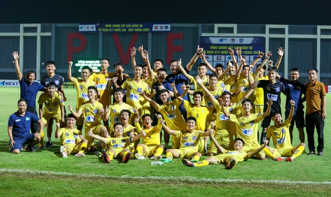 HAGL thua trắng, PVF gục ngã trên chấm luân lưu ở bán kết U17 quốc gia - Ảnh 7. HAGL thua trắng, PVF gục ngã trên chấm luân lưu ở bán kết U17 quốc gia - Ảnh 7.