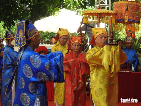 200 năm ngày mất Nguyễn Du: Mỗi tấm lòng đều nghiêng mình trước một thi hào uyên bác - Ảnh 6. 200 năm ngày mất Nguyễn Du: Mỗi tấm lòng đều nghiêng mình trước một thi hào uyên bác - Ảnh 6.