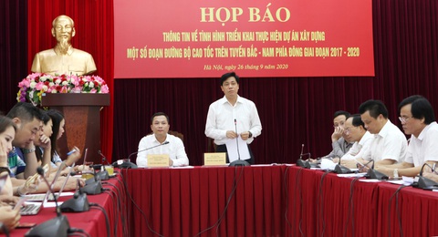 Siết chặt nhà thầu để đường cao tốc Bắc - Nam có chất lượng, tiến độ tốt - Ảnh 1. Siết chặt nhà thầu để đường cao tốc Bắc - Nam có chất lượng, tiến độ tốt - Ảnh 1.