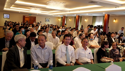 Giải Sách hay gợi mở xu hướng đọc - Ảnh 1. Giải Sách hay gợi mở xu hướng đọc - Ảnh 1.