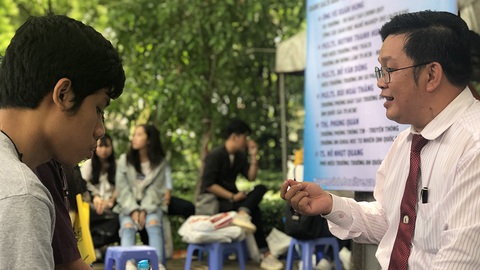 Thí sinh tăng nguyện vọng để tránh rớt oan - Ảnh 1. Thí sinh tăng nguyện vọng để tránh rớt oan - Ảnh 1.