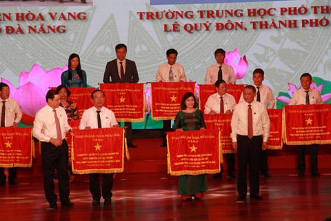 Đà Nẵng vừa đi đầu, vừa sáng tạo trong các phong trào thi đua yêu nước - Ảnh 2. Đà Nẵng vừa đi đầu, vừa sáng tạo trong các phong trào thi đua yêu nước - Ảnh 2.