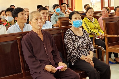 Tuyên y án vụ ông cụ 20 năm ôm đơn kiện khu bảo tồn - Ảnh 1. Tuyên y án vụ ông cụ 20 năm ôm đơn kiện khu bảo tồn - Ảnh 1.