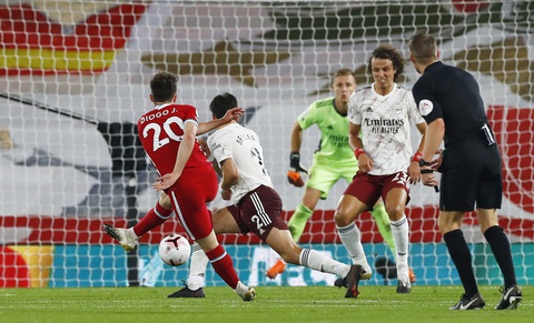 Áp đảo toàn diện, Liverpool ngược dòng đánh bại Arsenal - Ảnh 6. Áp đảo toàn diện, Liverpool ngược dòng đánh bại Arsenal - Ảnh 6.