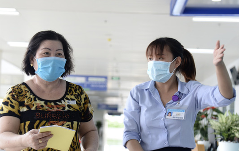 Cận cảnh Bệnh viện Ung bướu hiện đại, có sân đậu trực thăng - Ảnh 8. Cận cảnh Bệnh viện Ung bướu hiện đại, có sân đậu trực thăng - Ảnh 8.