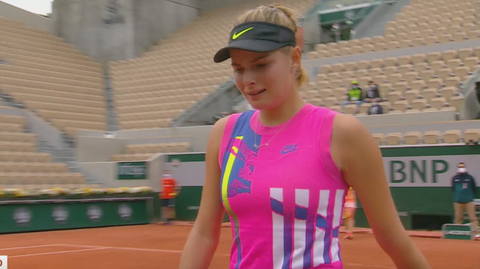 Sao trẻ bật khóc ở Roland Garros vì… hết vợt - Ảnh 1. Sao trẻ bật khóc ở Roland Garros vì… hết vợt - Ảnh 1.