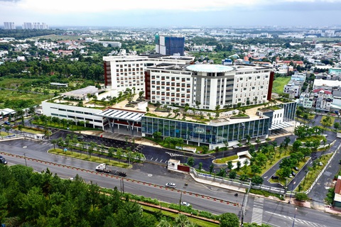 Cận cảnh Bệnh viện Ung bướu hiện đại, có sân đậu trực thăng - Ảnh 6. Cận cảnh Bệnh viện Ung bướu hiện đại, có sân đậu trực thăng - Ảnh 6.
