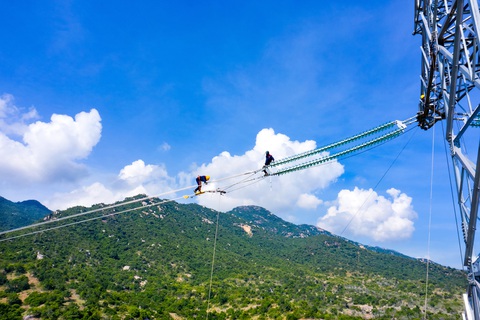 Đường dây 500 kV đầu tiên do tư nhân đầu tư đóng điện thành công - Ảnh 2. Đường dây 500 kV đầu tiên do tư nhân đầu tư đóng điện thành công - Ảnh 2.