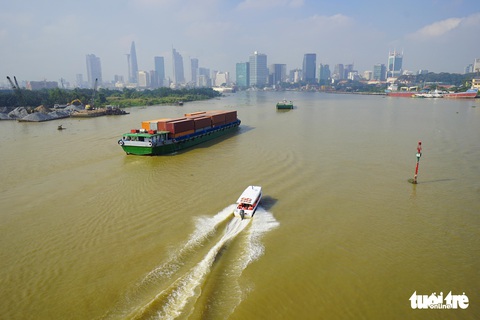 Ngắm Sài Gòn - thành phố hoa lệ bên những dòng sông - Ảnh 9. Ngắm Sài Gòn - thành phố hoa lệ bên những dòng sông - Ảnh 9.