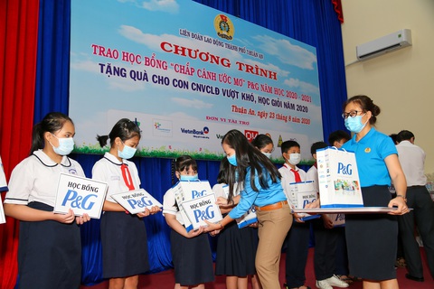 Nhiều dự án cộng đồng thiết thực mừng 25 năm P&G tại Việt Nam - Ảnh 1. Nhiều dự án cộng đồng thiết thực mừng 25 năm P&G tại Việt Nam - Ảnh 1.