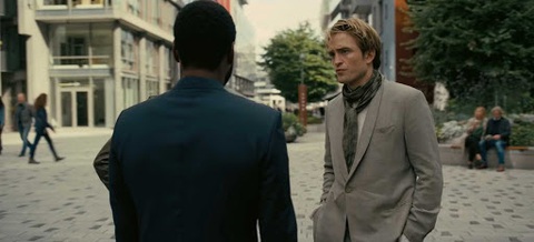 ‘Ma cà rồng’ Robert Pattinson mắc COVID-19, đoàn phim Batman phải dừng quay - Ảnh 5. ‘Ma cà rồng’ Robert Pattinson mắc COVID-19, đoàn phim Batman phải dừng quay - Ảnh 5.