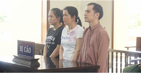 38 năm tù cho nhóm mua bán người dưới 16 tuổi sang Trung Quốc - Ảnh 1. 38 năm tù cho nhóm mua bán người dưới 16 tuổi sang Trung Quốc - Ảnh 1.