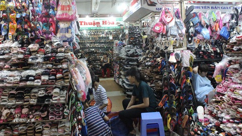 Tiểu thương chợ An Đông than phiền nhiều khoản phí chưa hợp lý - Ảnh 1. Tiểu thương chợ An Đông than phiền nhiều khoản phí chưa hợp lý - Ảnh 1.