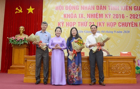 Nữ bí thư huyện được bầu giữ chức phó chủ tịch HĐND tỉnh Kiên Giang - Ảnh 1. Nữ bí thư huyện được bầu giữ chức phó chủ tịch HĐND tỉnh Kiên Giang - Ảnh 1.