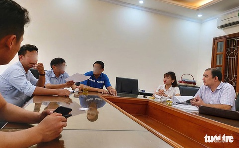Sinh viên té ngửa học chính quy 4 năm, nhận bằng vừa học, vừa làm - Ảnh 1. Sinh viên té ngửa học chính quy 4 năm, nhận bằng vừa học, vừa làm - Ảnh 1.