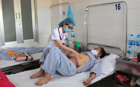 Thêm ca tử vong vì tự chữa sốt xuất huyết - Ảnh 1. Thêm ca tử vong vì tự chữa sốt xuất huyết - Ảnh 1.