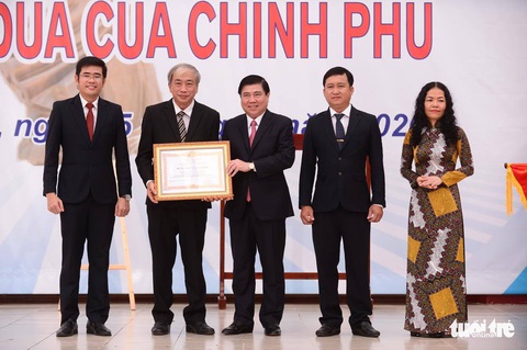 Gần 23 triệu học sinh cả nước khai giảng năm học mới - Ảnh 5. Gần 23 triệu học sinh cả nước khai giảng năm học mới - Ảnh 5.