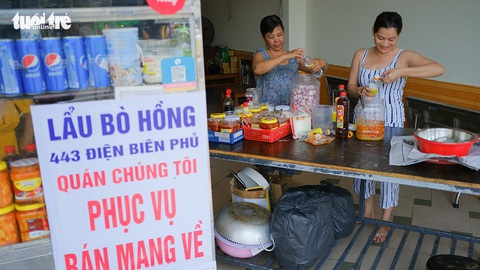 Mở cửa Đà Nẵng, hàng quán rục rịch trở lại - Ảnh 1. Mở cửa Đà Nẵng, hàng quán rục rịch trở lại - Ảnh 1.