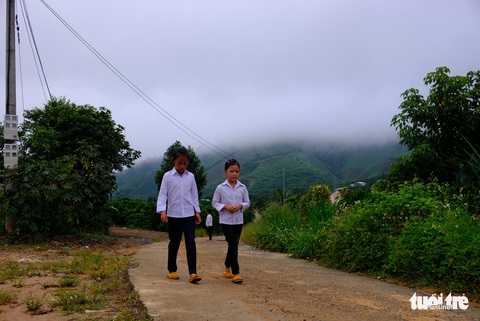 Khai giảng ở vùng tâm dịch bạch hầu - Ảnh 4. Khai giảng ở vùng tâm dịch bạch hầu - Ảnh 4.