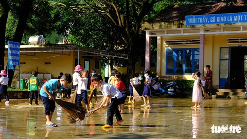 học sinh (1)111111 1(read-only) học sinh (1)111111 1(read-only)