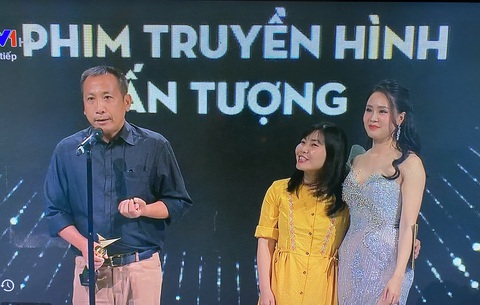 VTV Awards 2020: Hoa hồng trên ngực trái đại thắng, Hồng Diễm lên ngôi - Ảnh 3. VTV Awards 2020: Hoa hồng trên ngực trái đại thắng, Hồng Diễm lên ngôi - Ảnh 3.